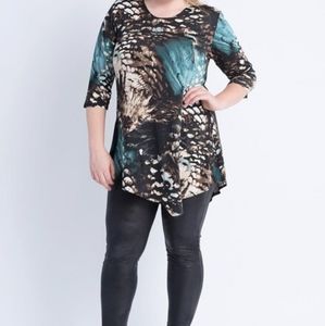 Avenue Gem Peacock top